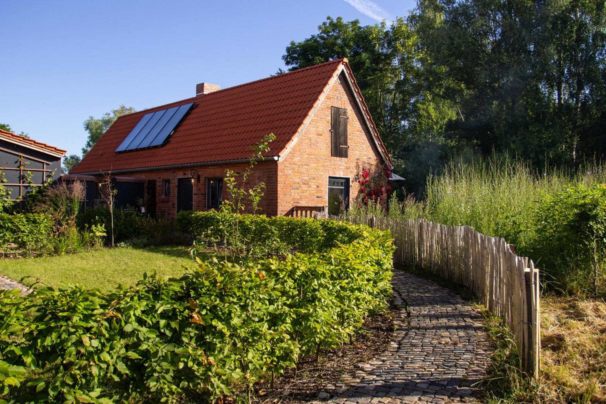 Idyllisches Landhaus, Garten & Kamin, Fuer Paare Villa Kloster Tempzin Exterior photo